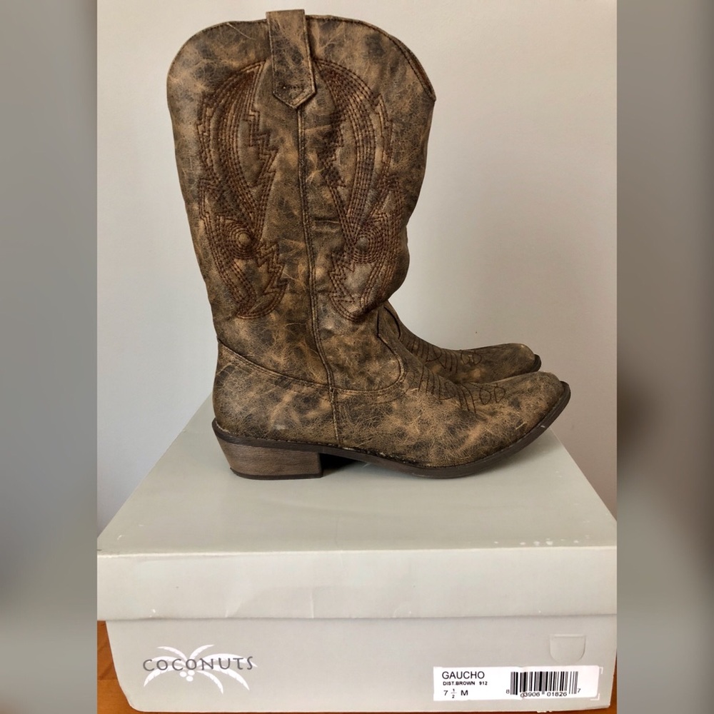 Coconuts “Gaucho” Cowboy Boots size 7.5
